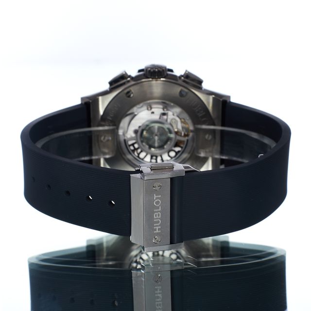 Hublot Classic Fusion 541.NX.7070.RX Image 3